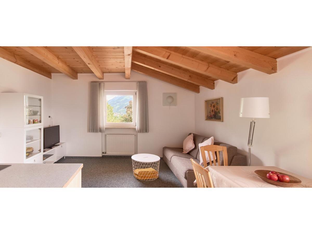 Garni Hotel Walburg Tirolo Room photo